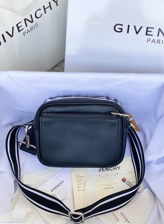 GIVENCHY MC3 CROSS BODY BAG