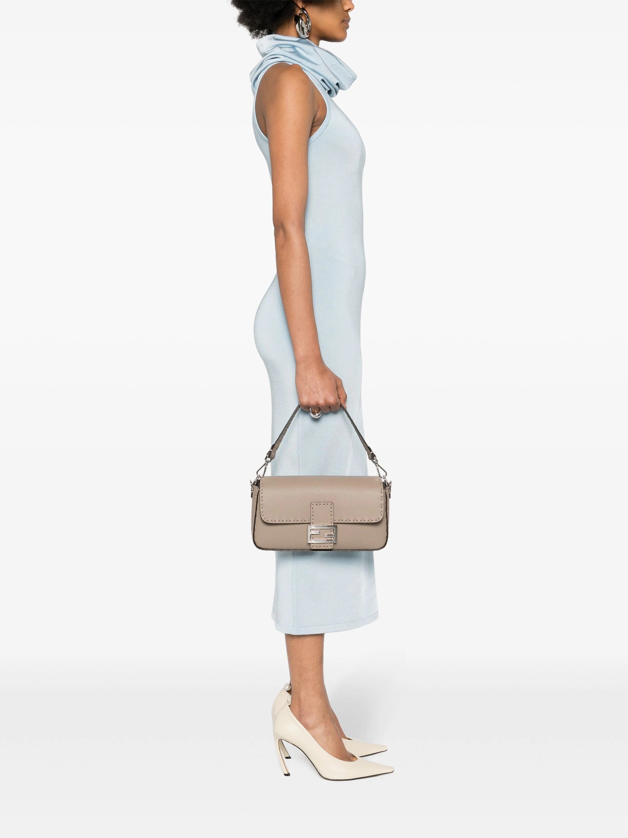 Baguette shoulder bag