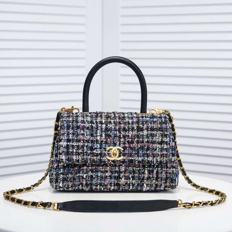 CHANEL Tweed Quilted Medium Chanel 19 Flap Dark Multicolor