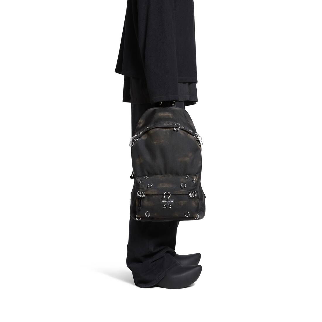 MEN'S EXPLORER BACKPACK WITH PIERCINGS IN BLACK