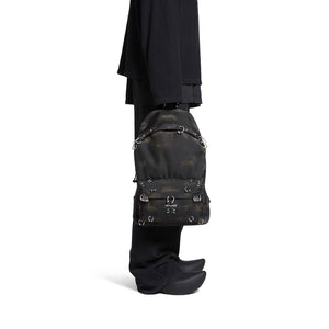 MEN'S EXPLORER BACKPACK WITH PIERCINGS IN BLACK