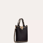 ROCKSTUD CROSSBODY POUCH IN GRAINY CALFSKIN