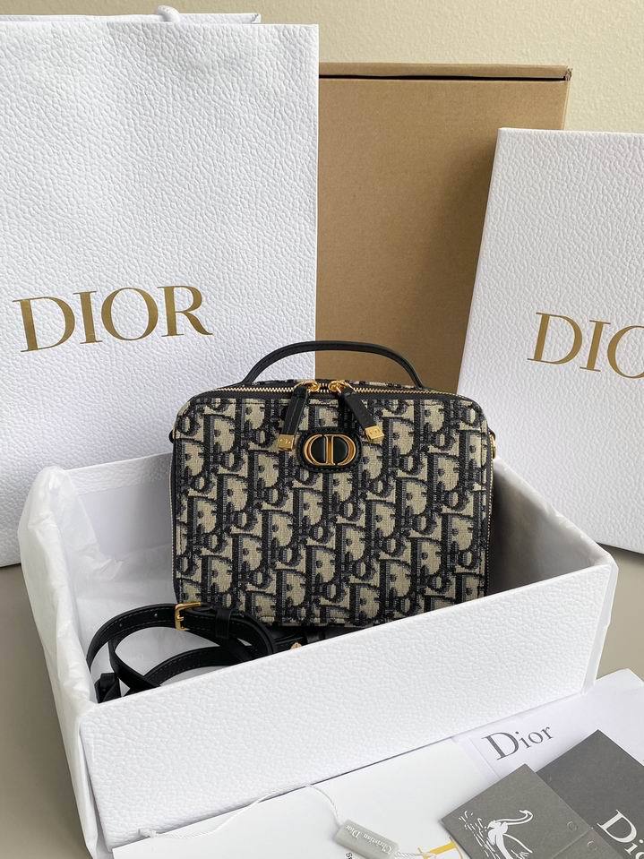 Dior Dior Box 30 Montaigne handbag in navy blue monogram canvas Oblique and navy blue leather