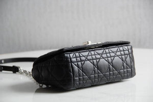 CHRISTIAN DIOR  Calfskin Macrocannage Medium Caro Bag Black