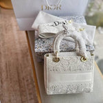 Dior MEDIUM LADY D-LITE BAG