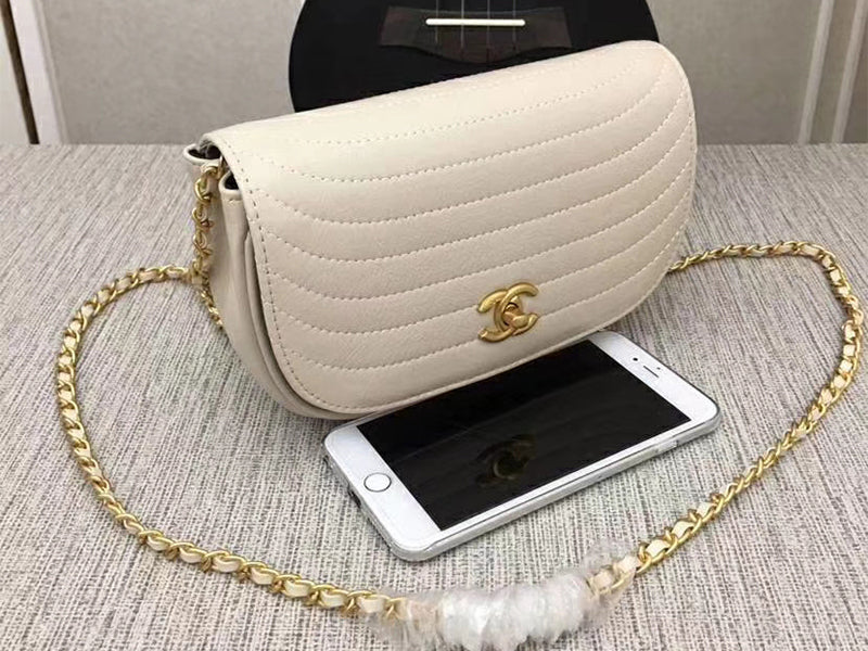 CHANEL LAMBSKIN FLAP BAG WHITE 3118A