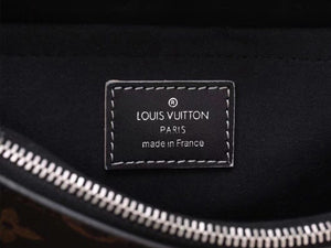 LOUIS VUITTON MONOGRAM CANVAS CHAIN IT BAG PM M44115