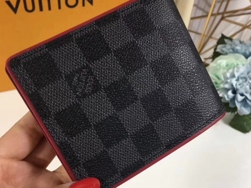 LOUIS VUITTON TAIGA LEATHER MULTIPLE WALLET M30563