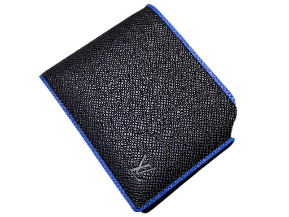 LOUIS VUITTON TAIGA LEATHER MULTIPLE WALLET M30563