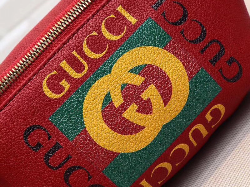 GUCCI PRINT SMALL BELT BAG RED