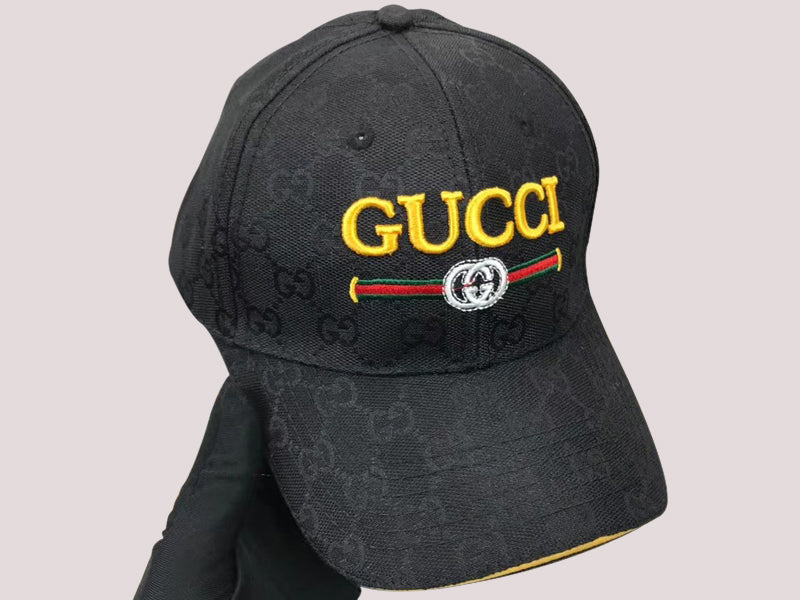 GUCCI VINTAGE LOGO BASEBALL CAP WITH BLACK GG FABRIC