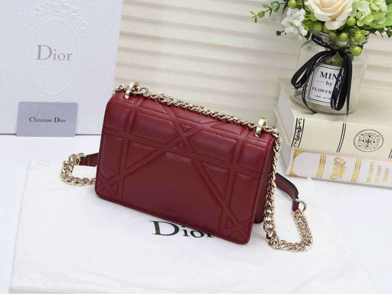 DIOR SMALL DIORAMA LAMBSKIN BAG BURGUNDY D05261