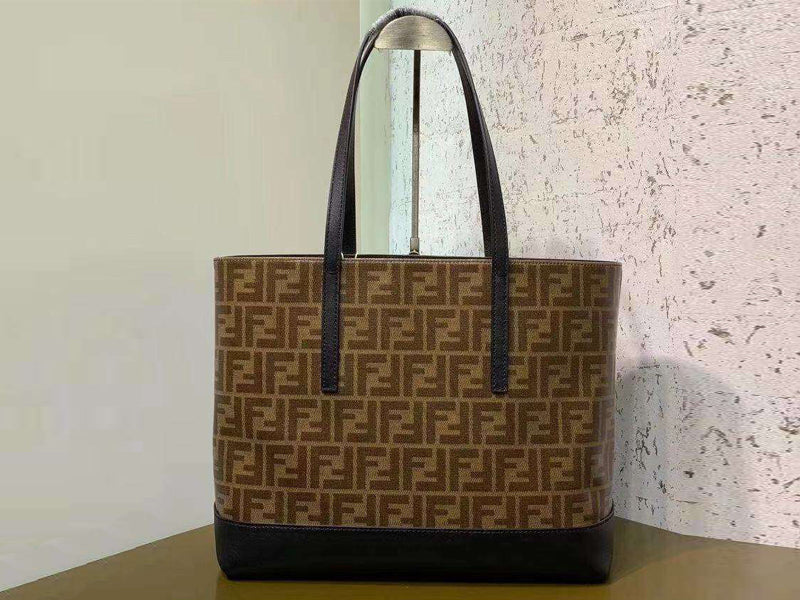 FENDI FABRIC FF SHOPPING TOTE BAG BLACK F041