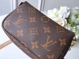 LOUIS VUITTON MONOGRAM CANVAS MINI POCHETTE ACCESSOIRES