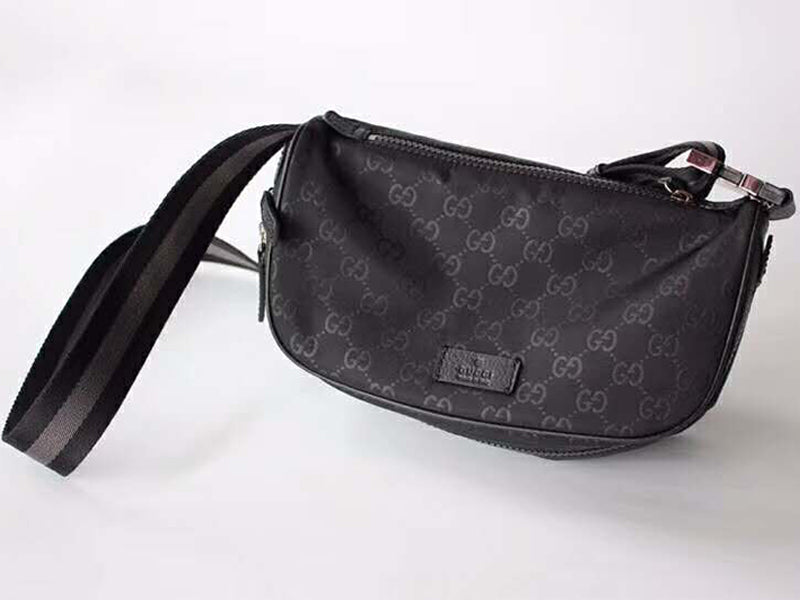 GUCCI GG GUCCISSIMA FANNY PACK WAIST SLING BAG BLACK