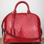 LOUIS VUITTON MONOGRAM VERNIS ALMA PM CHERRY M91611