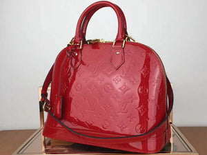 LOUIS VUITTON MONOGRAM VERNIS ALMA PM CHERRY M91611