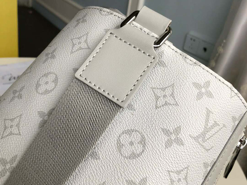 LOUIS VUITTON MONOGRAM CANVAS CHALK SLING BAG WHITE M44629