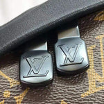 LOUIS VUITTON MONOGRAM CANVAS DISCOVERY BUMBAG M43644