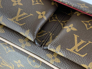 LOUIS VUITTON MONOGRAM CANVAS VIVA CITE MM