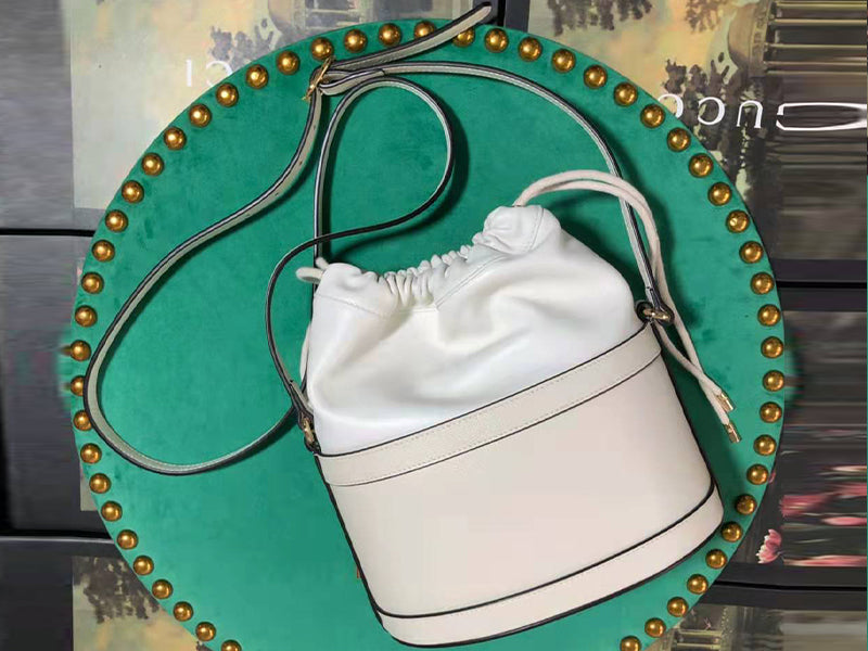 GUCCI 1955 HORSEBIT LEATHER BUCKET BAG WHITE 602118