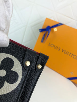 LOUIS VUITTON MONOGRAM GIANT CANVAS ONTHEGO