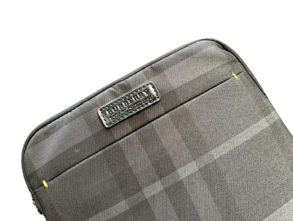 Burberry 66511589145